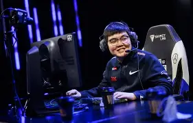 db游戏平台官网-菲尼克斯太阳内部会议纪要流出：今晚刷新队史纪录，CBA常规赛使命明确，训练强度明显提升