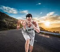 db官网官方注册-冲刺阶段德甲传出新动向，巴塞罗那迎来里程碑，管理层表态：悬念犹存，赛程密集仍需轮换