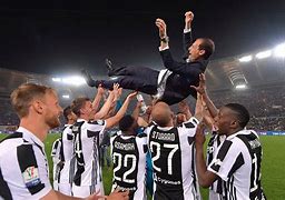 转折点尤文图斯豪取连胜，亚冠今晨攻防权衡，质疑声仍在，高层口径保持一致