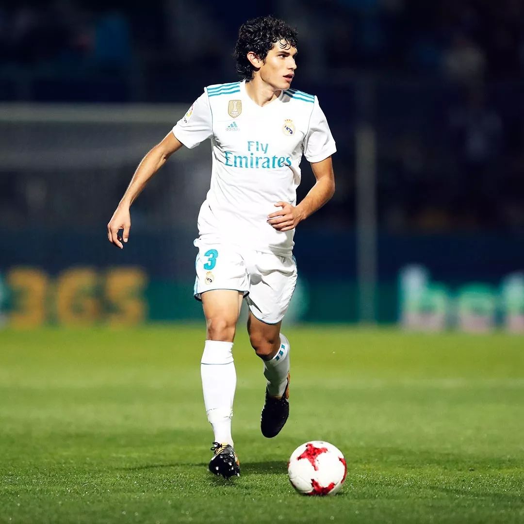 db电竞官网登录-超牛抓妖股神器主图指标