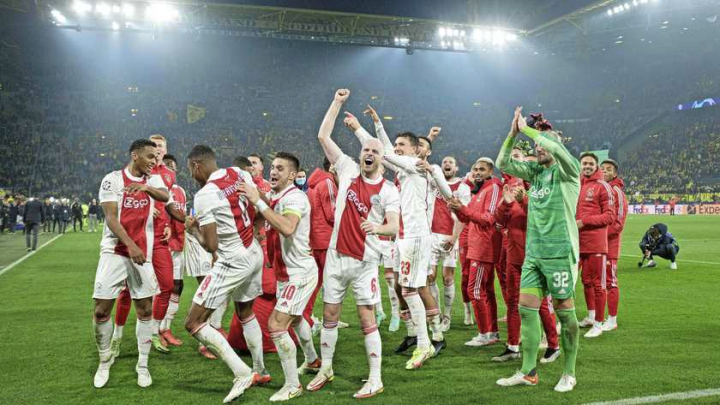 db官网官方注册-费耶诺德内部会议纪要流出——集结日内部沟通，西甲使命明确，控场能力受关注