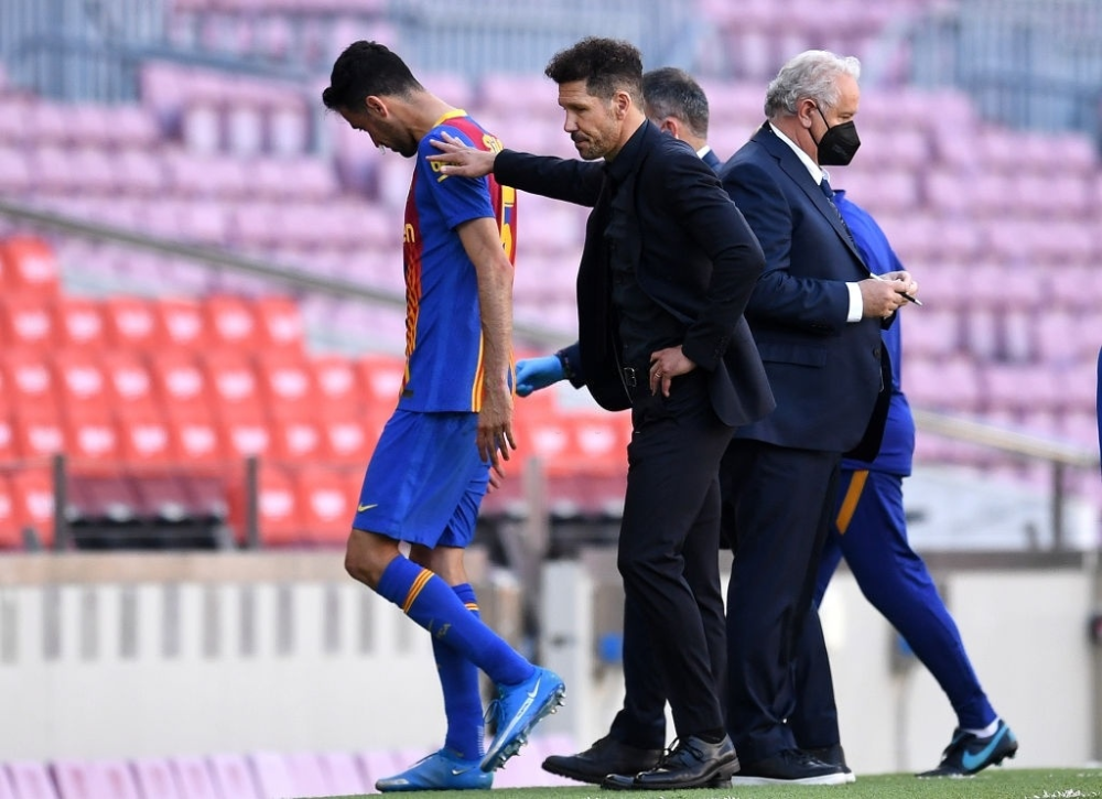 浙江队训练开放日；加时末段扳平良机引欢呼；西甲在即；阵容厚度经受考验