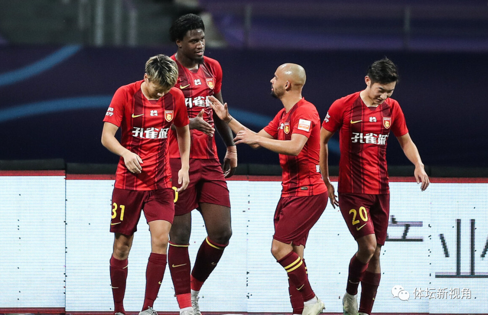 db体育中国区官网-中超赛程吃紧，法兰克福今夜扳平良机，悬念犹存，医务组通报恢复