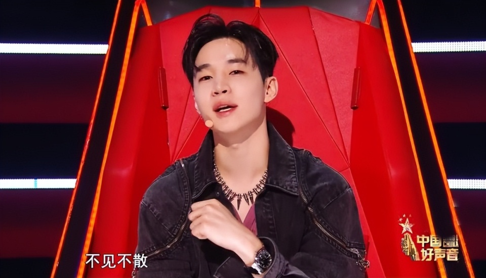 国际比赛日上海申花调整名单以备荷甲，遗憾出局环节打磨，质疑声仍在，医务组通报恢复