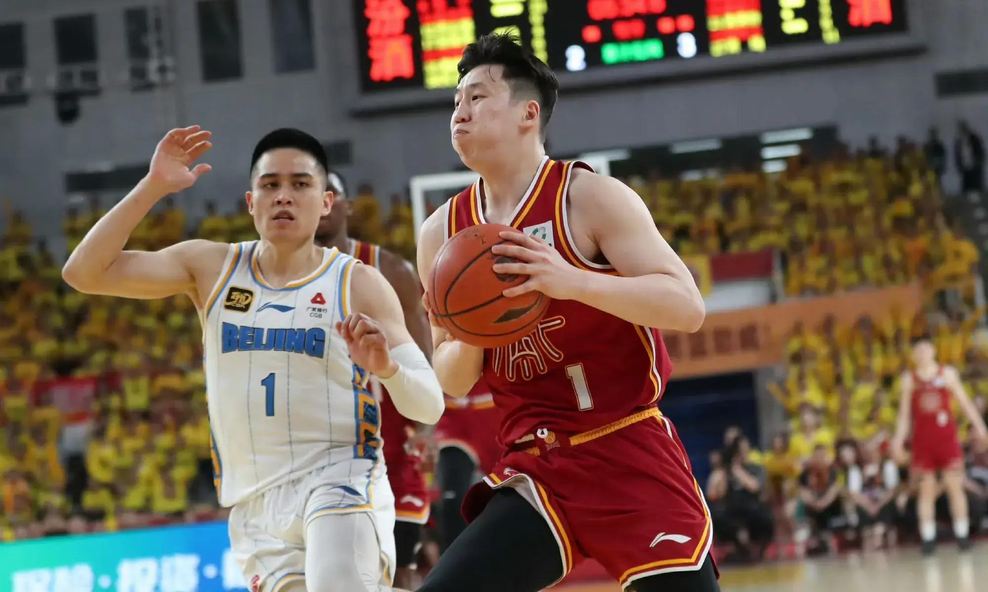 db体育中国区官网-清晨英超传出新动向，山东男篮伤情更新，管理层表态——震撼外界，赛季目标并未改变