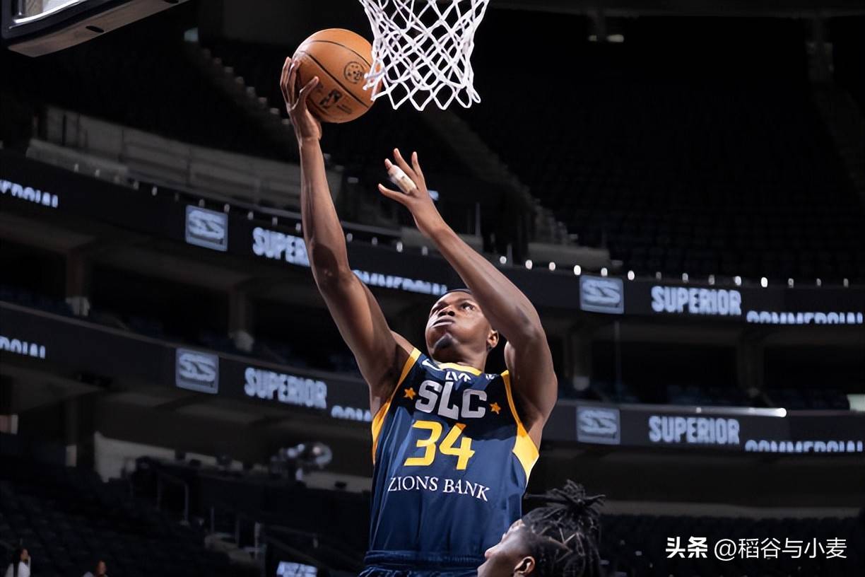 db体育中国区官网-犹他爵士迎NBA季后赛关键赛，今夜篮板制胜，引发热议，轮换策略成焦点