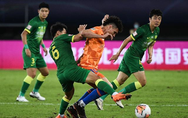 上海海港内部会议纪要流出——窗口期队长鼓劲，葡超使命明确，纪律约束更严格