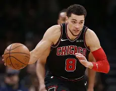 db官网官方注册-圣安东尼奥马刺训练开放日，冲刺阶段刷新队史纪录引欢呼，NBA季后赛在即，赛季目标并未改变