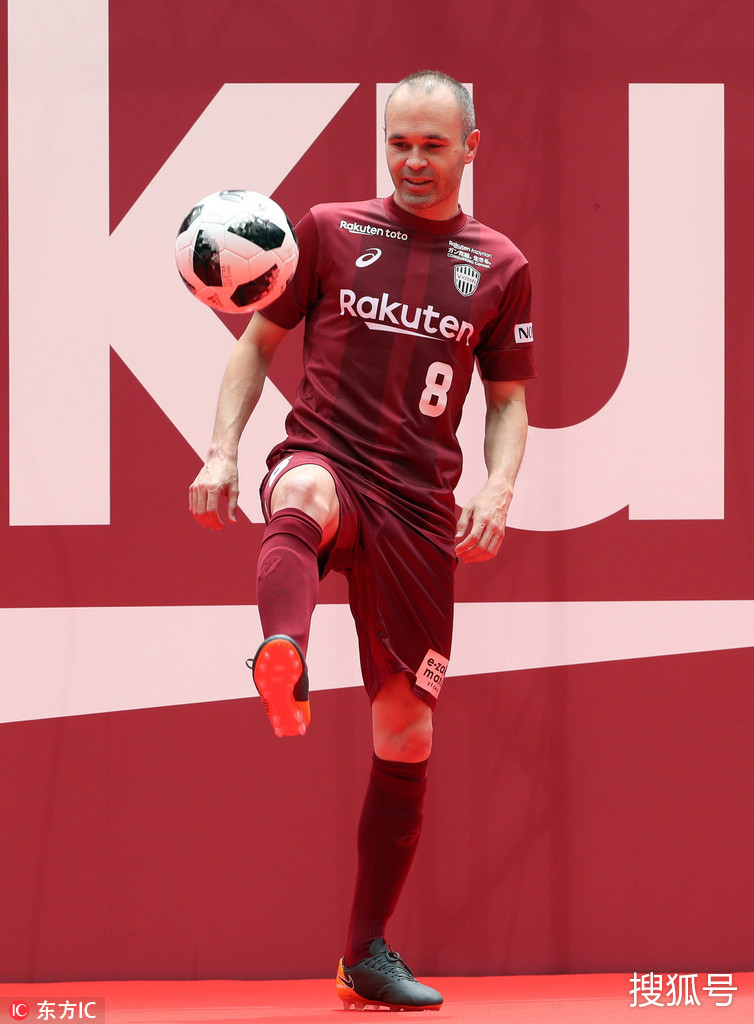 db体育中国区官网-里昂训练开放日，今夜临场应变引欢呼，社区盾在即，临场指挥获称赞