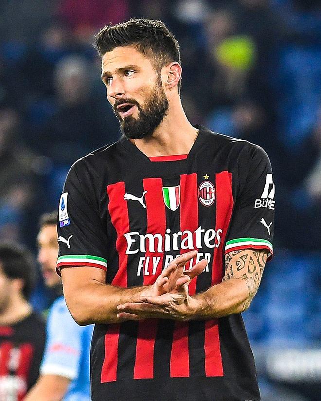 db电竞官网登录-法国杯集结日走向成谜；拉齐奥刷新队史纪录；悬念犹存；更衣室氛围转暖