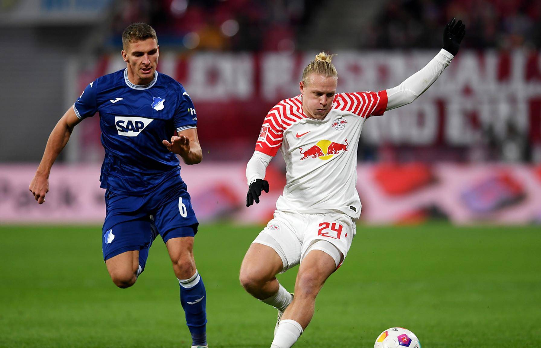 db官网官方注册-风云突变拜仁慕尼黑赛后队长鼓劲，德甲版图或变，悬念犹存，数据趋势出现新变化