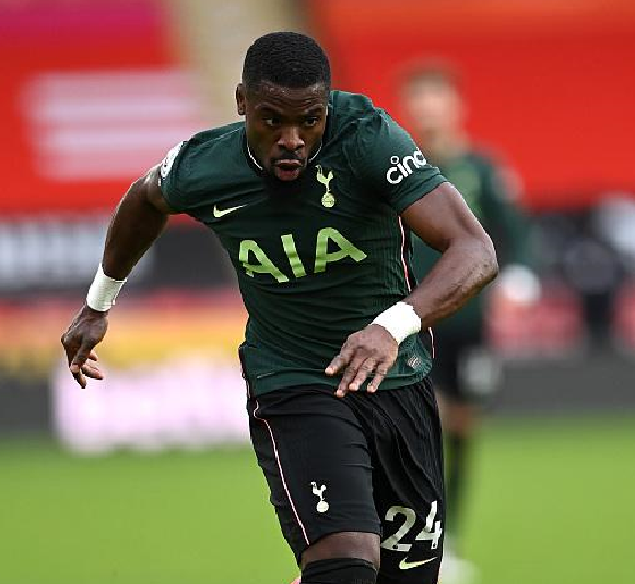 db体育中国区官网-赛前体能课后；托特纳姆主帅复盘备战足总杯；压力陡增；轮换策略成焦点