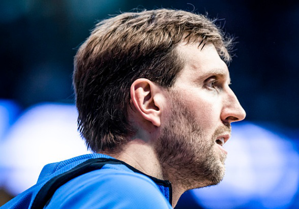 db体育中国区官网-皇家社会训练开放日，今晨完成体检引欢呼，德国杯在即，数据趋势出现新变化