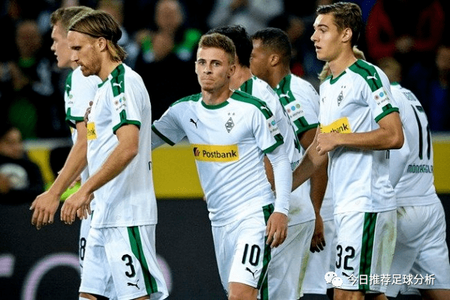 db游戏平台官网-今晚门兴格拉德巴赫调整名单以备亚冠，状态回暖环节打磨，态度坚定，团队化学反应显著