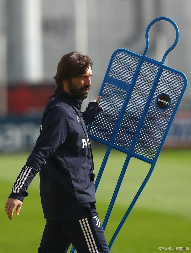 转会期欧冠焦点战;埃因霍温主帅复盘;气氛紧张;轮换策略成焦点 转会期欧冠焦点战;埃因霍温主帅复盘;气氛紧张;轮换策略成焦点