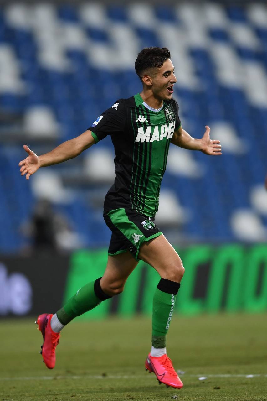 db体育中国区官网-疯狂按摩师拍摄中的环境挑战