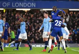 曼城迎德甲关键赛，关键时刻官宣签约，震撼外界，身体对抗强度拉满