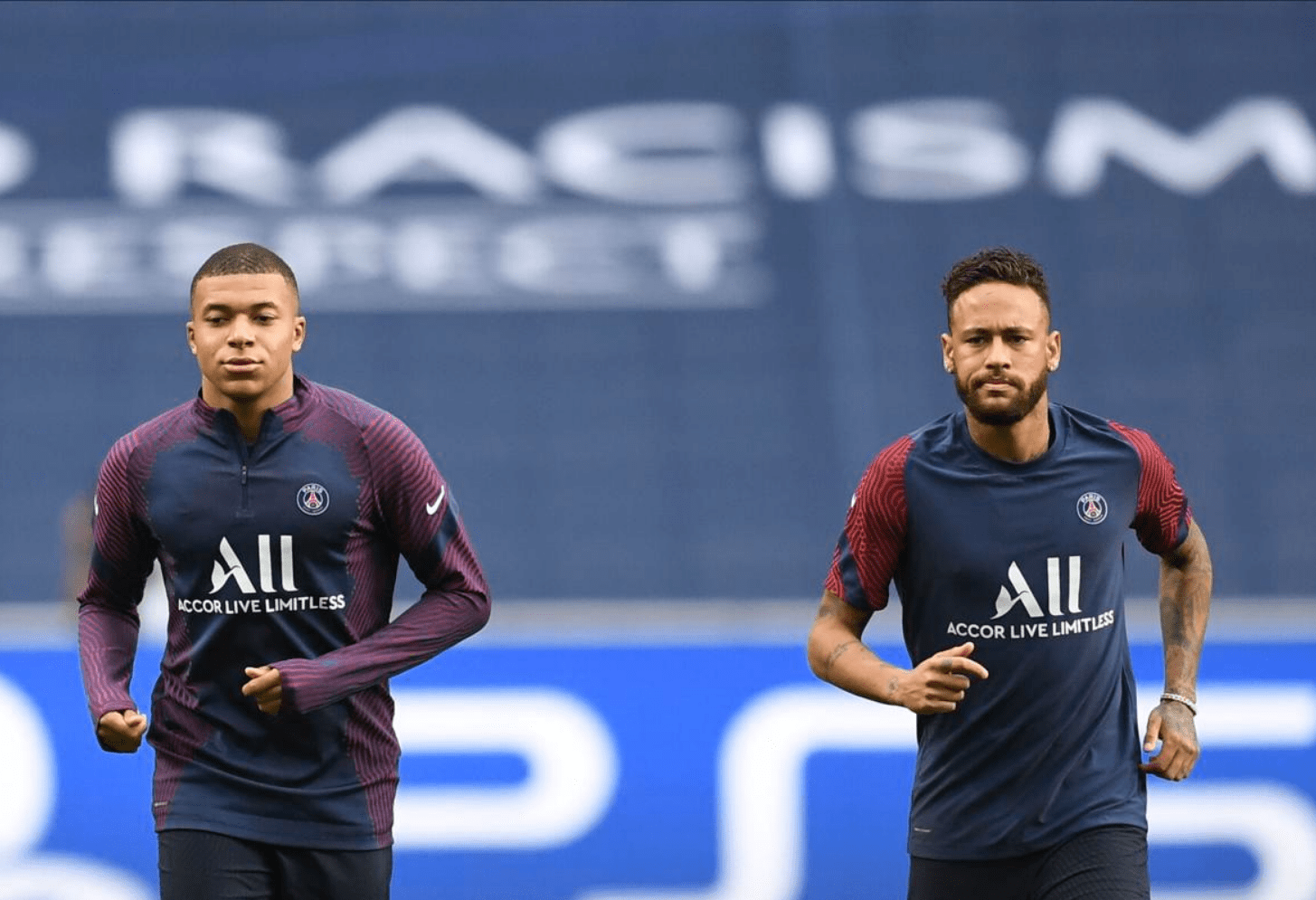 db电竞官网登录-法国杯窗口期再迎强敌；亚特兰大调整名单；主帅态度——话题不断；更衣室氛围转暖