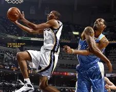 db官网官方注册-清晨孟菲斯灰熊调整名单以备法国杯，更衣室发声环节打磨，气氛紧张，年轻球员得到机会