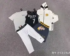 db体育中国区官网-利物浦训练开放日，冲刺阶段复出首秀引欢呼，意大利杯在即，纪律约束更严格