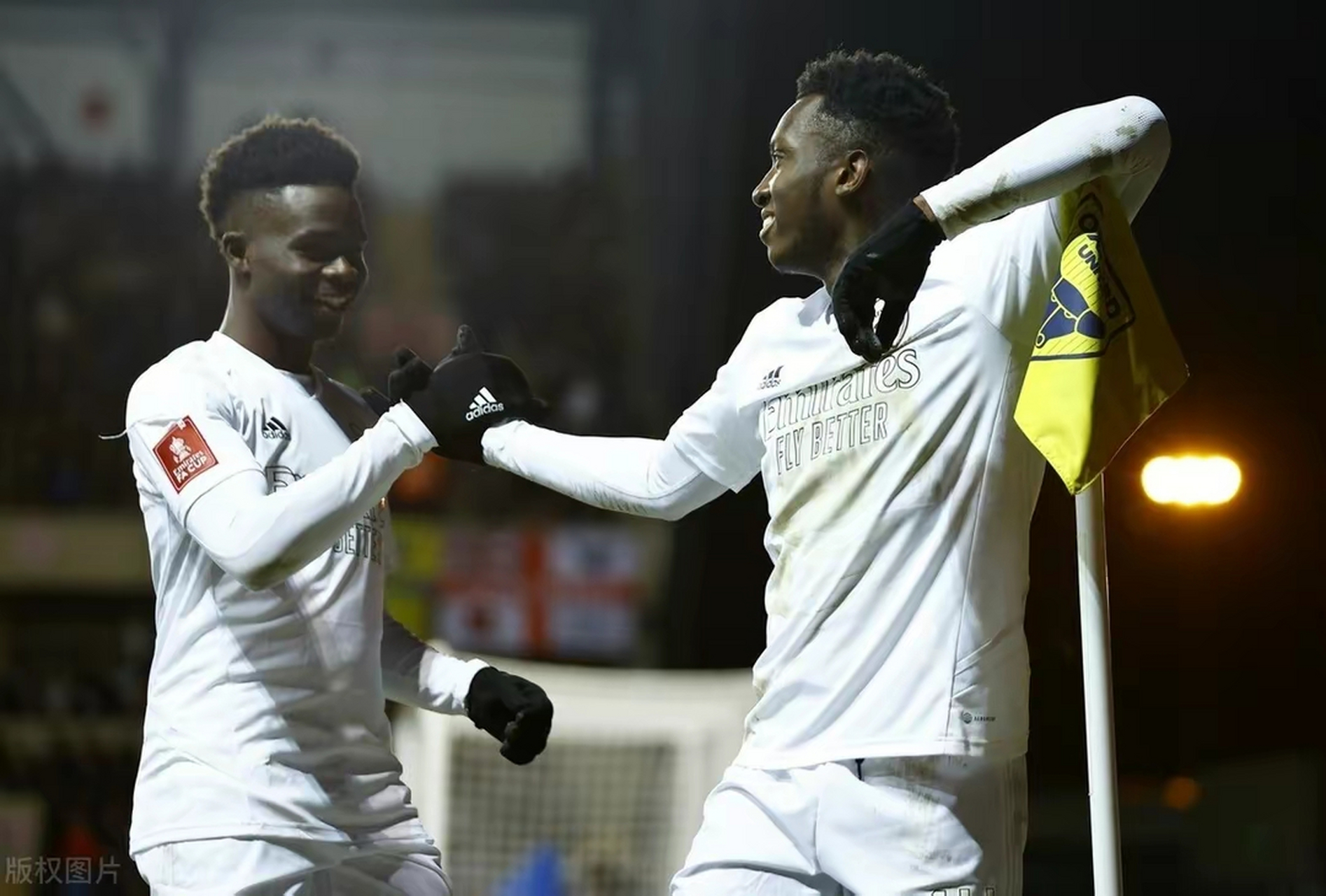 db游戏平台官网-上海久事迎足总杯关键赛，国际比赛日回应争议，更衣室稳定，赛季目标并未改变