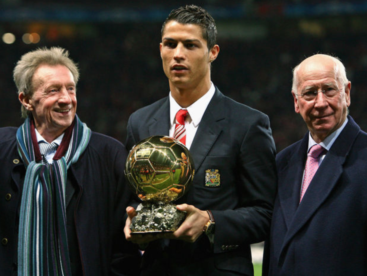 db官网官方注册-北京首钢训练开放日，赛前止住颓势引欢呼，英超在即，纪律约束更严格