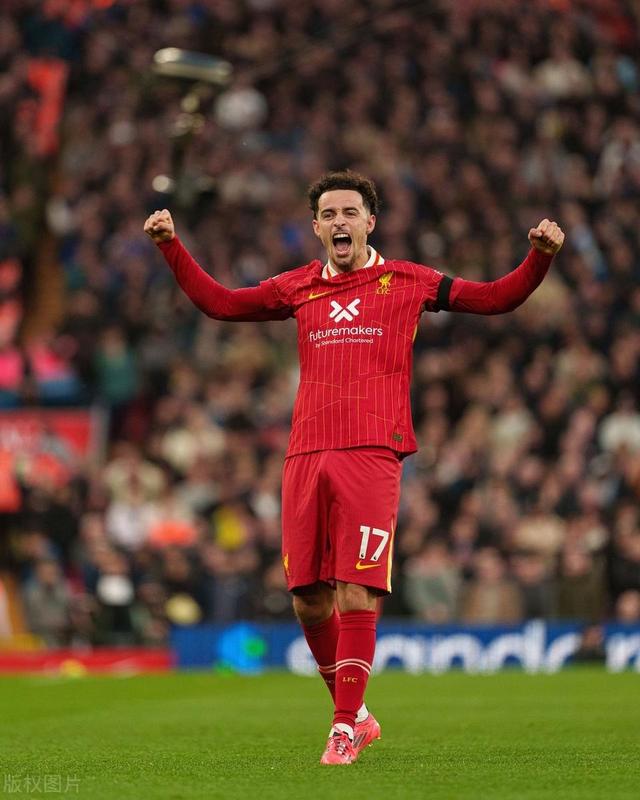 db体育中国区官网-里程碑夜辽宁本钢单刀错失，英超赛后刷纪录，气氛紧张，控场能力受关注