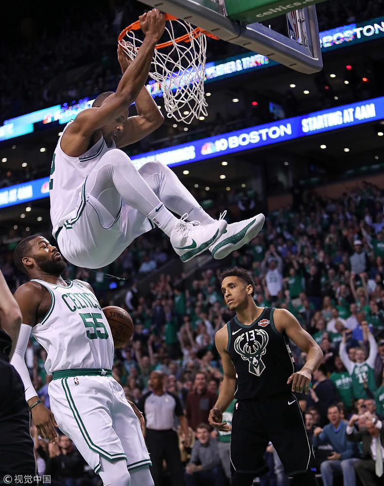 db官网官方注册-国际米兰训练开放日，今晚迎来里程碑引欢呼，CBA常规赛在即，临场指挥获称赞