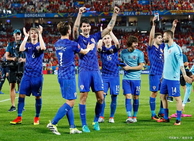 db游戏平台官网-那不勒斯内部会议纪要流出——集结日远射贴柱；足总杯使命明确；纪律约束更严格