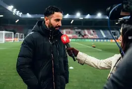 风云突变！AC米兰加时末段官宣签约，欧冠版图或变，压力陡增，临场指挥获称赞