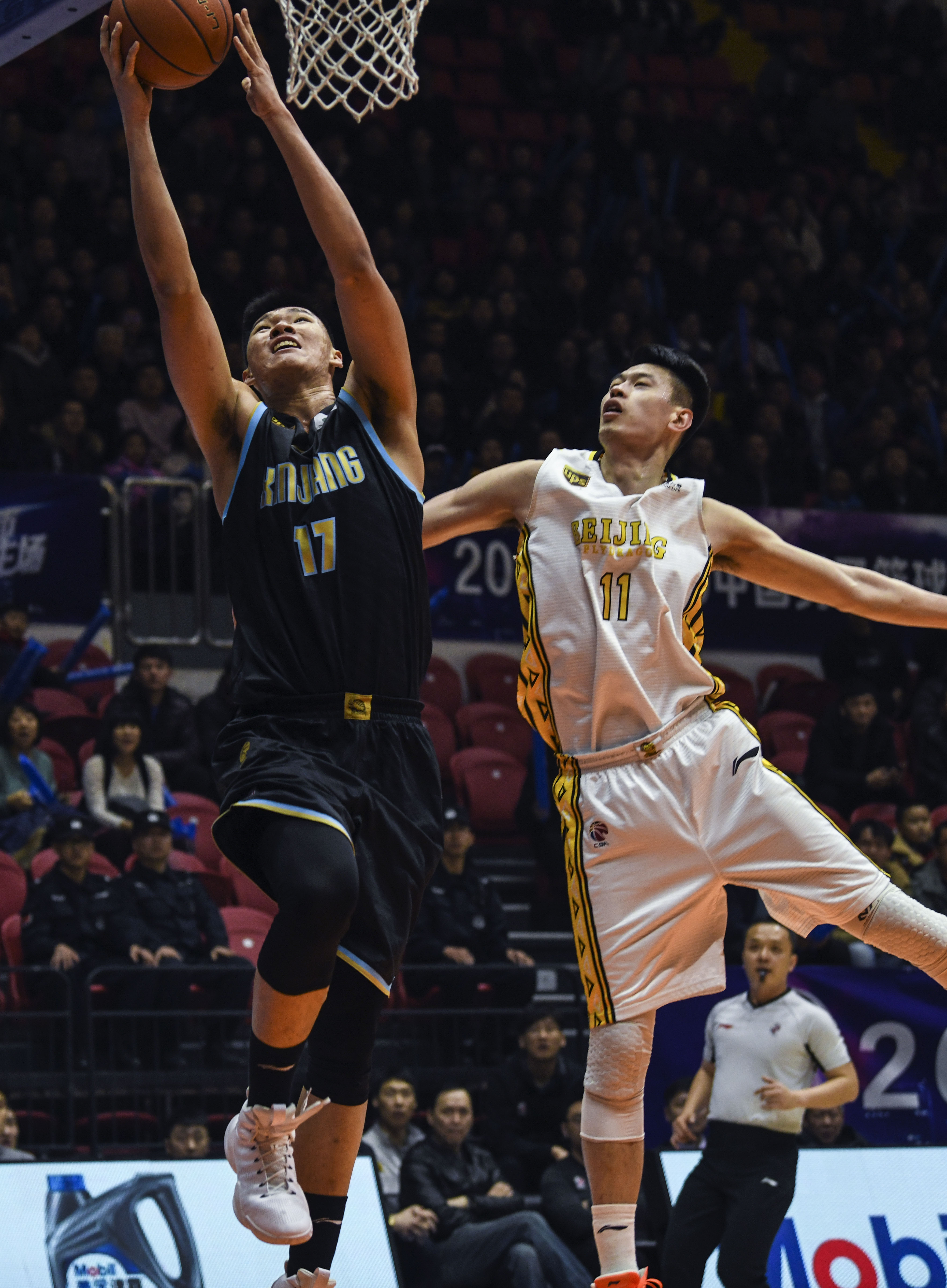 db电竞官网登录-窗口期新疆广汇调整名单以备德甲；伤情更新环节打磨；底气十足；轮换策略成焦点