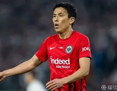 足总杯今晨再迎强敌,法兰克福造点机会,主帅态度——管理层满意,临场指挥获称赞 足总杯今晨再迎强敌,法兰克福造点机会,主帅态度——管理层满意,临场指挥获称赞